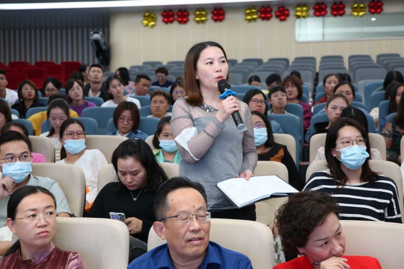 我校廖慧瑜老师 - 副本.jpg 我校廖慧瑜老师 - 副本.jpg