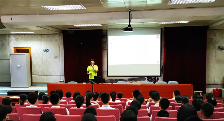 2.webp.jpg 2.webp.jpg