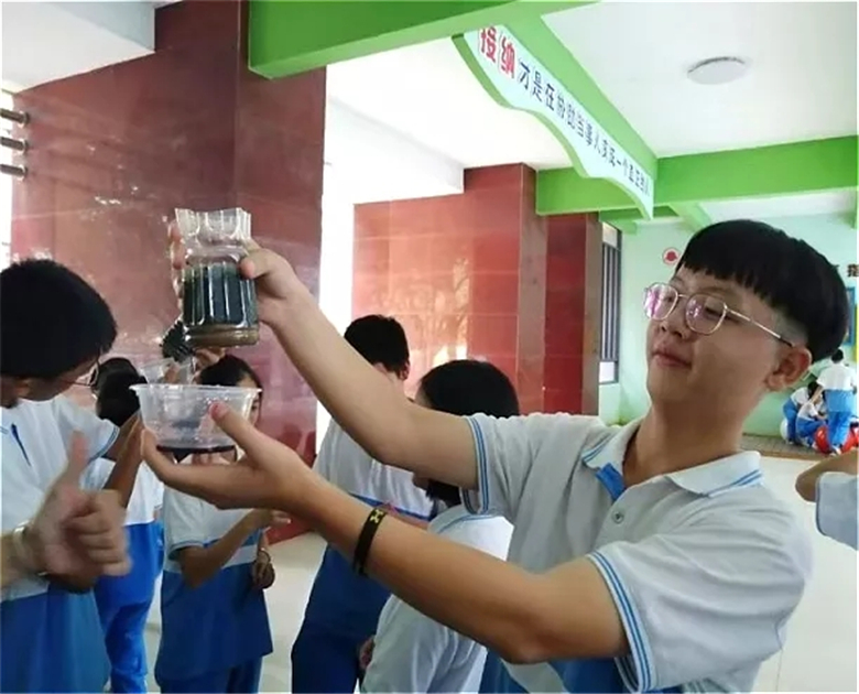 4.webp.jpg 4.webp.jpg